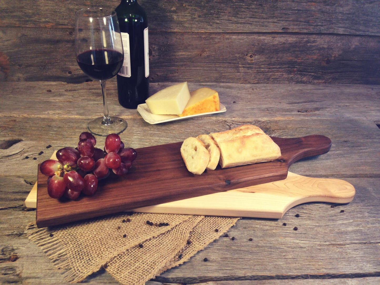 Walnut Medium Reversible Serving Board w/Handle