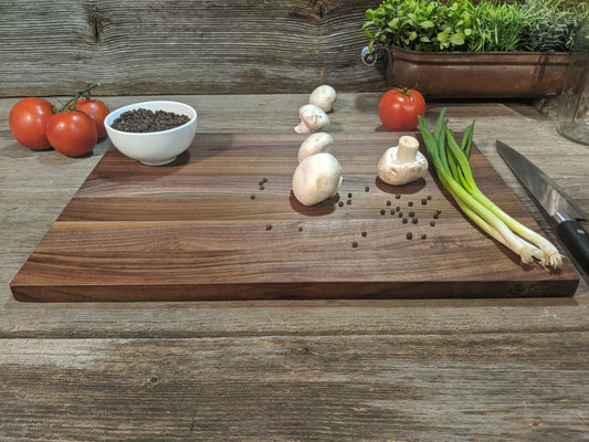 Walnut Butcher Block Reversible Canuck Cutting Board - 3/4" x 9" x 14"